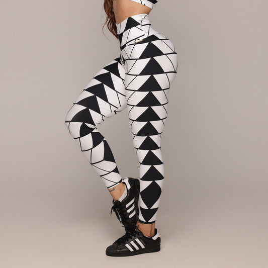 Romina empina bum bum leggings