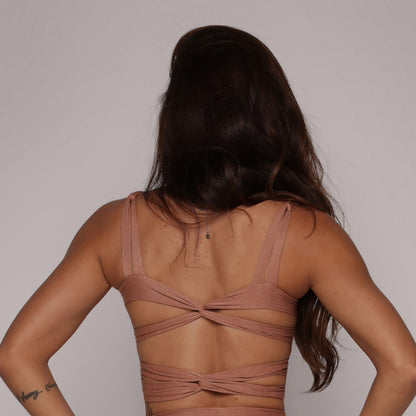 Canela Glossy Top