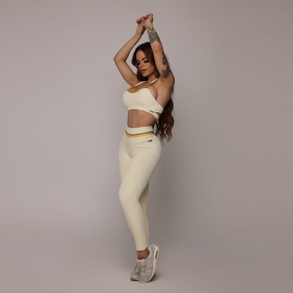 Vanilla Ice Cream empina bum bum leggings