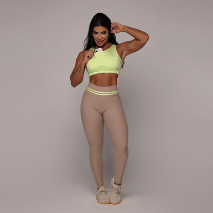 Las Vegas Nude empina bum bum leggings
