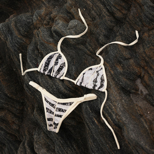 Bikini safari