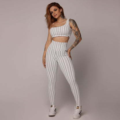 Brianna Empina bum bum leggings