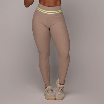 Las Vegas Nude empina bum bum leggings