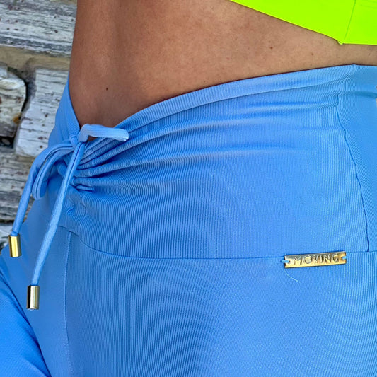 The Baby Blue glossy empina bum bum leggings